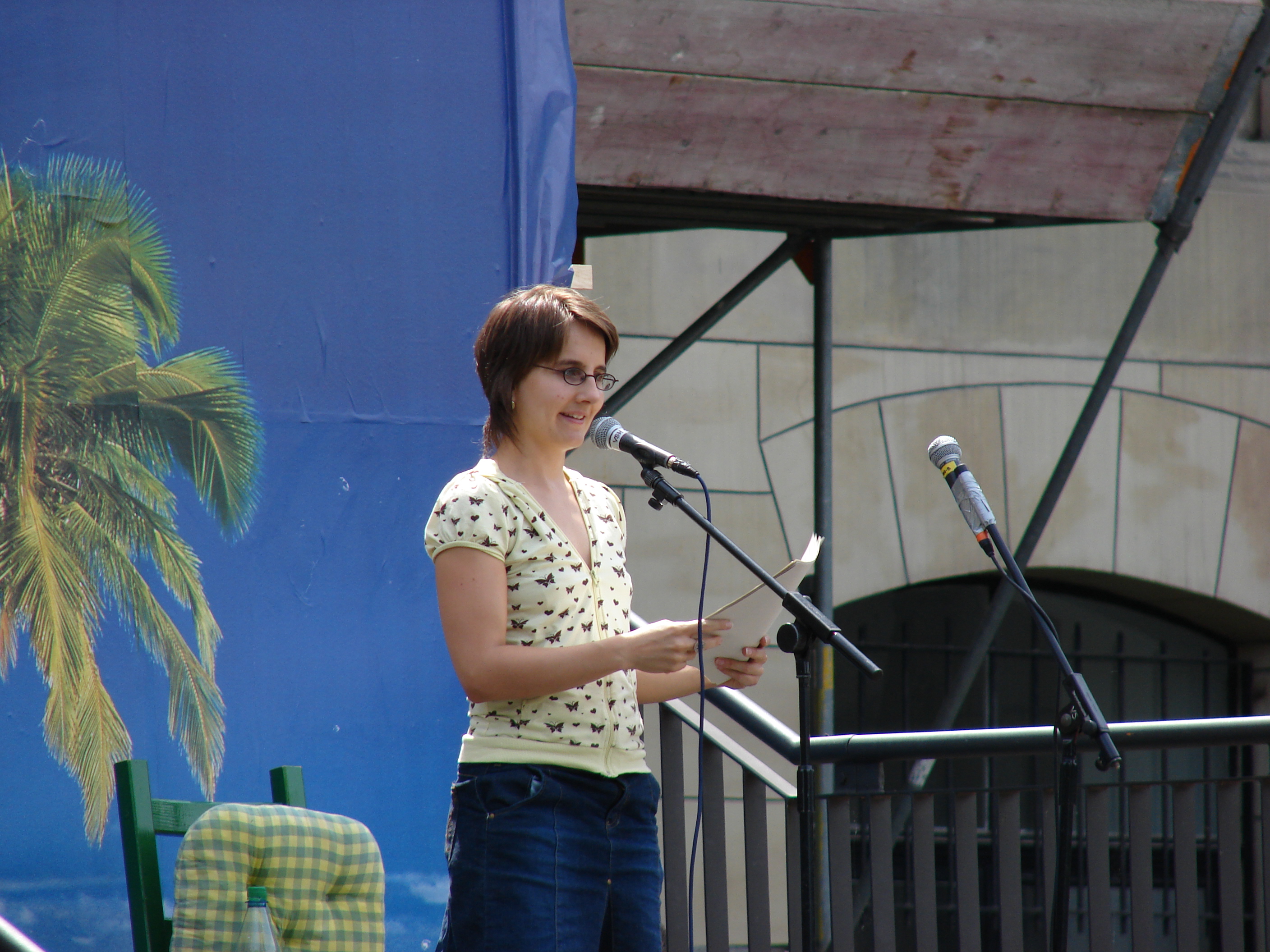uniww064.JPG